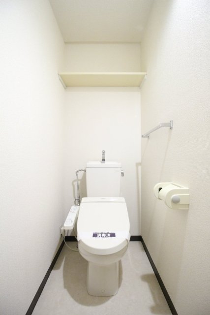トイレ　シンプルで使いやすいトイレです