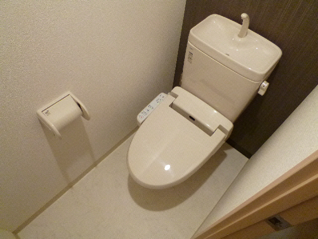 トイレ　別部屋参考写真
