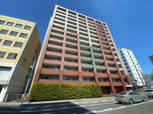 建物外観　札幌市中央区北五条西「パークアクシス札幌植物園前」