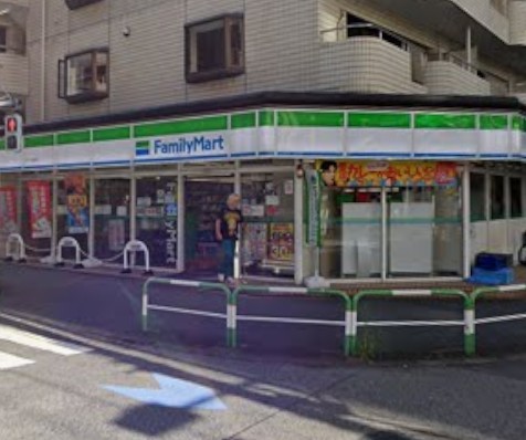 コンビニ　ファミリーマート ピソ池袋店（コンビニ）まで206m