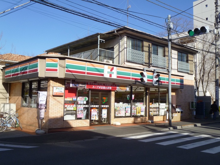 コンビニ　セブンイレブン板橋前野町店（コンビニ）まで475m