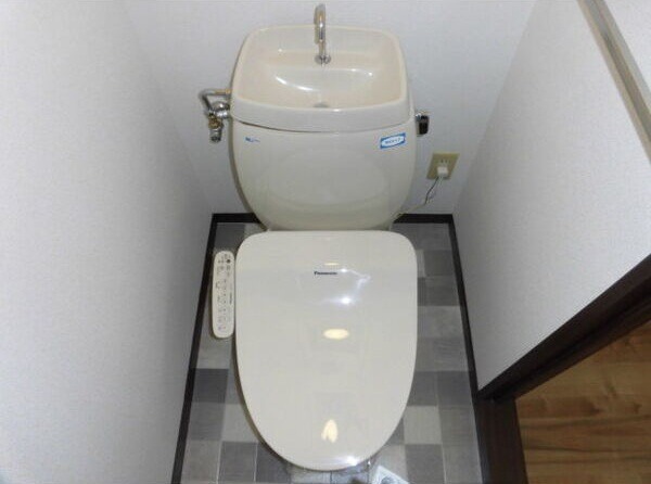 トイレ　図面と現状に相違がある場合には現状を優先