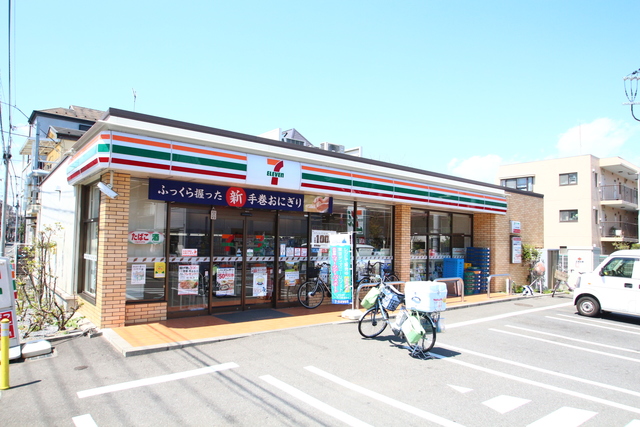コンビニ　セブンイレブン練馬関町東2丁目店（コンビニ）まで430m
