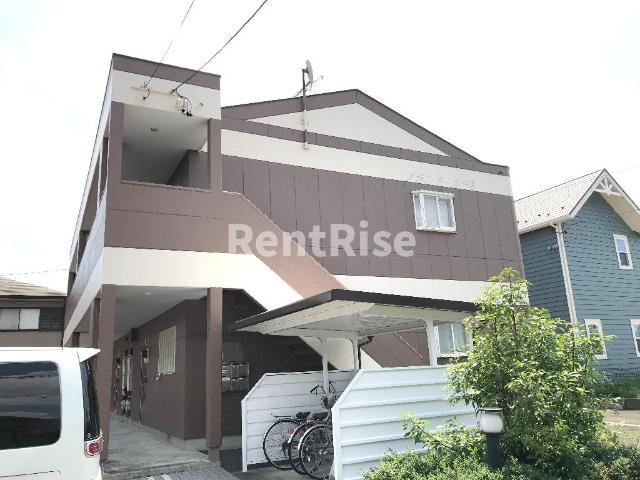 エントランス　外観写真（昼）