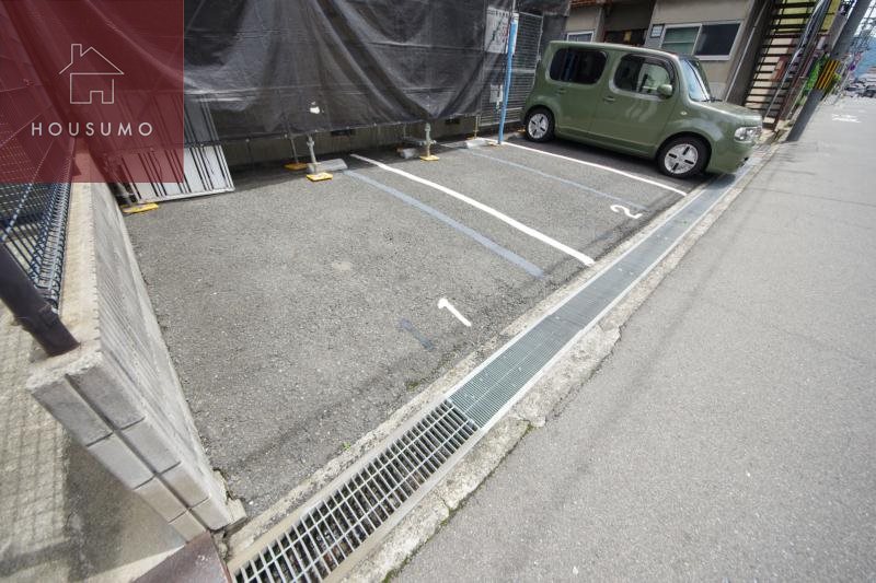 駐車場　駐車スペースもあります