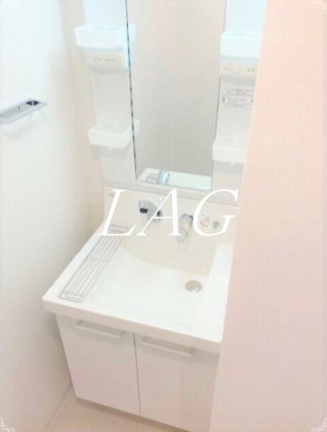 洗面設備　洗面台です。