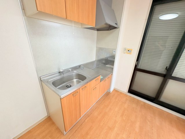 ワイズ上之町のキッチン写真