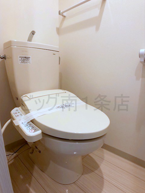 トイレ　ウォシュレット付きのトイレ♪