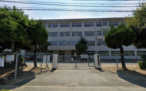 中学校　福岡市立香椎第2中学校（中学校）まで1338m