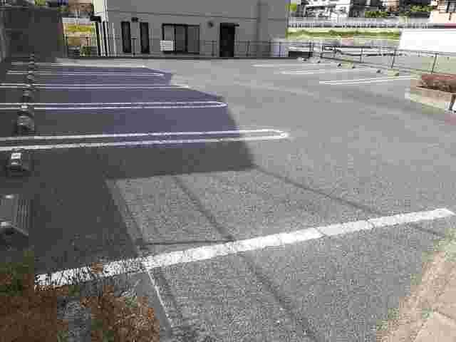 駐車場　駐車スペースもあります