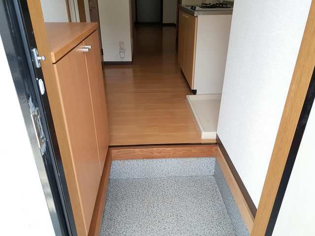 玄関　落ち着いた玄関です