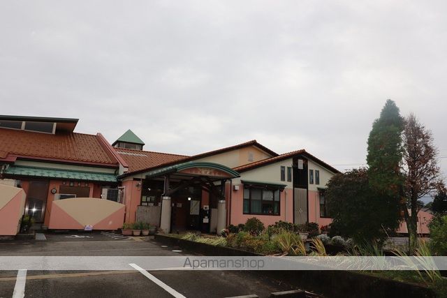 幼稚園・保育園　大久保保育所（幼稚園・保育園）まで734m