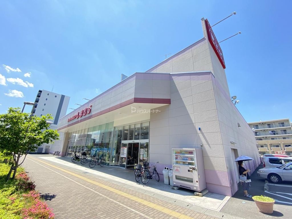 ショッピングセンター　ファッションセンターしまむら三郷中央店（ショッピングセンター）まで570m