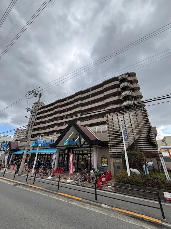淀川ハイライフマンションの外観写真