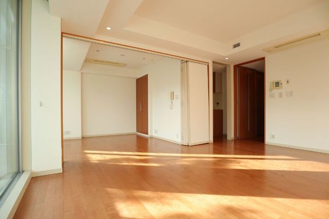 居室・リビング　きれいなお部屋
