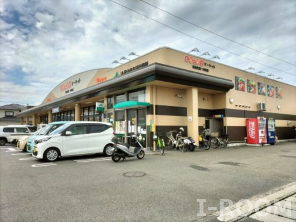 スーパー　松山生協 椿店（スーパー）まで490m