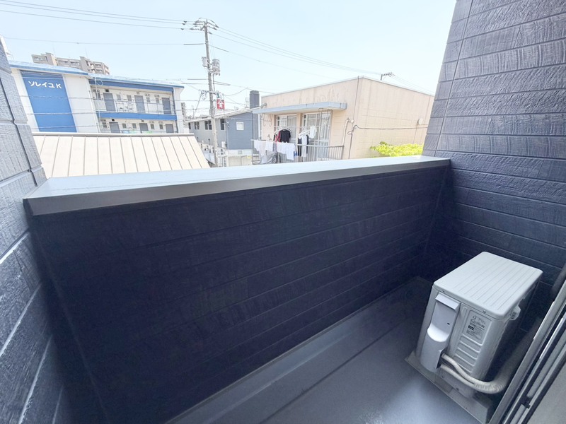 バルコニー　*別部屋参照