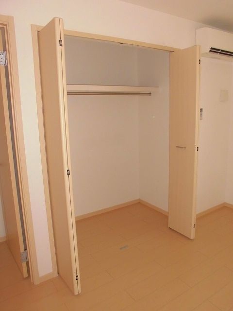 プロムナードIIの内装写真
