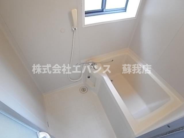 バス・シャワールーム　ゆったり過ごせるお風呂です