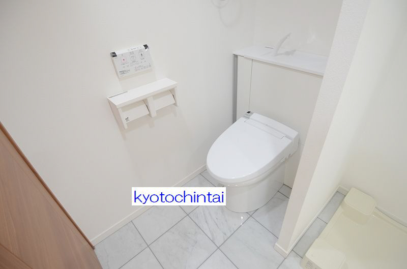 リーガル京都河原町四条南のトイレ写真