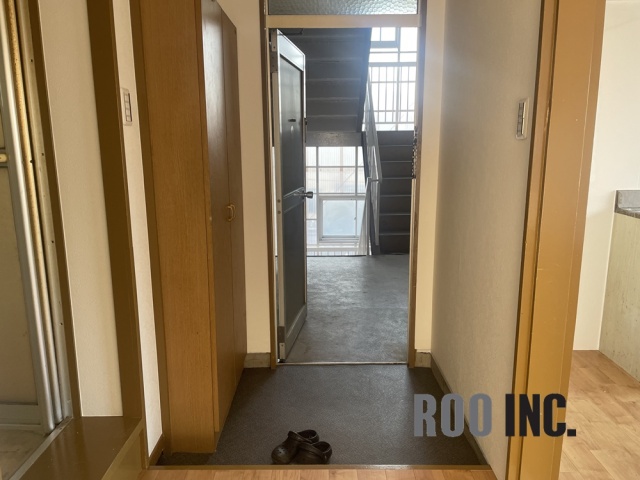 ノーブル岡田の玄関写真