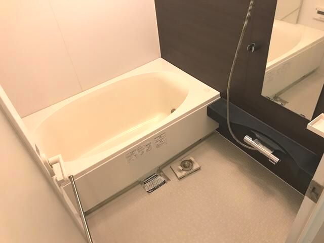 バス・シャワールーム　お風呂で日々の疲れを落としましょう