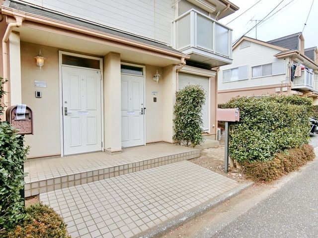 エントランス　エントランス