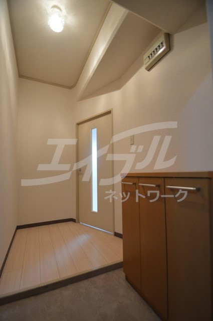 ハイツいちまつの玄関写真