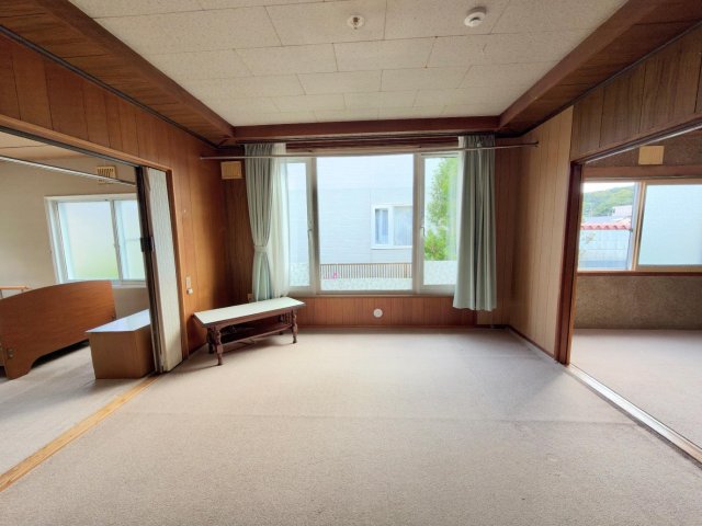 浦河町東町かしわの居間写真