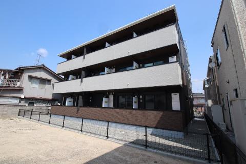 建物外観　外観写真（昼）