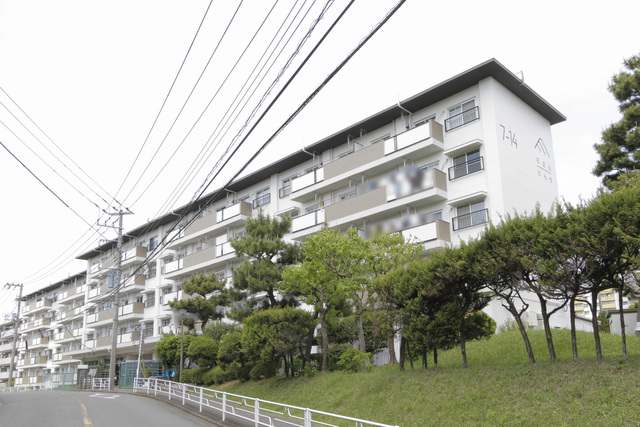 UR左近山の外観写真
