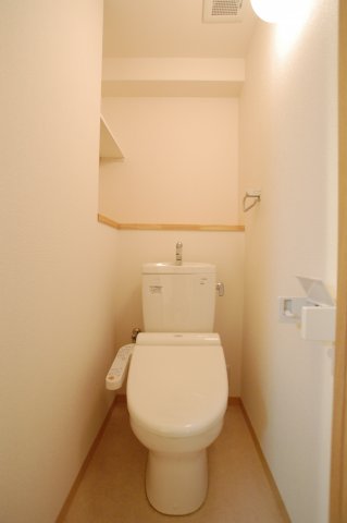 クリスタルグランツ難波南ポルックスのトイレ写真
