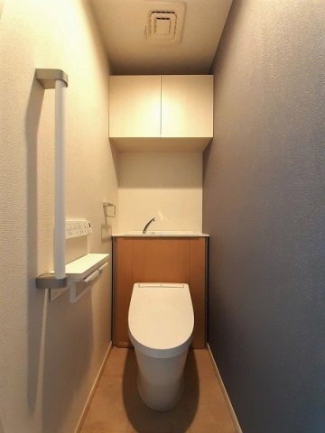 トイレ　シンプルで使いやすいトイレです