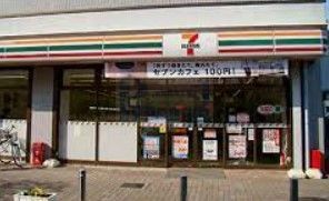 コンビニ　セブンイレブン北区赤羽北2丁目店（コンビニ）まで240m