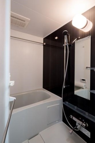 バス・シャワールーム　バスルーム