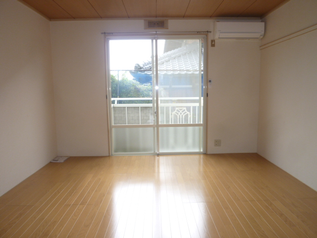 その他設備　エアコン付き