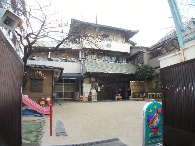 【神戸市灘区記田町のマンションの幼稚園・保育園】