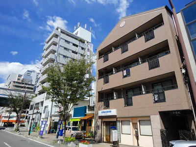 神戸市長田区腕塚町のマンションの建物外観