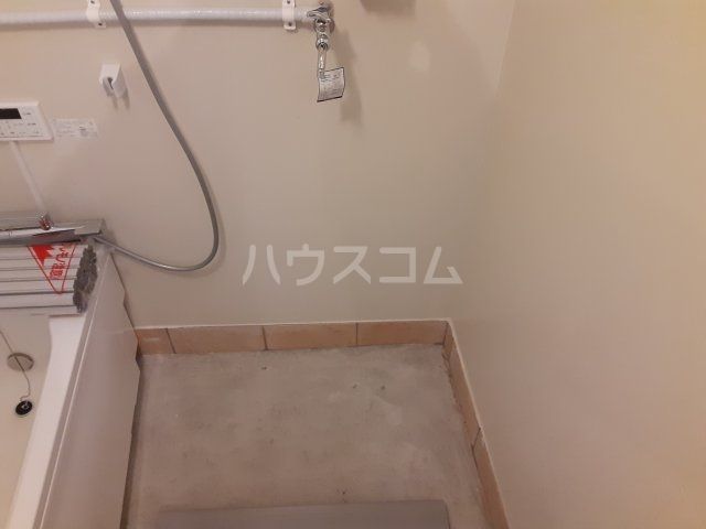 【横須賀市田戸台のアパートの洗面設備】