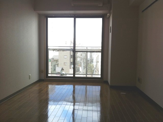 居室・リビング　※同物件別部屋参考写真