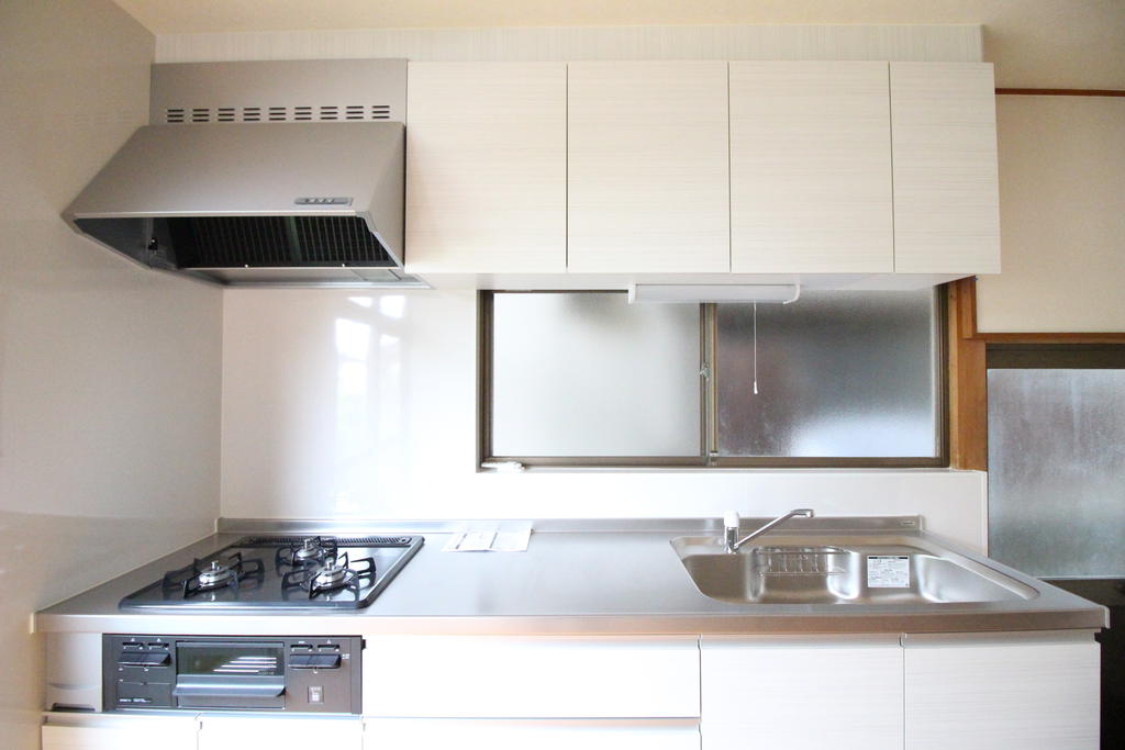 キッチン　3口コンロのシステムキッチンです！