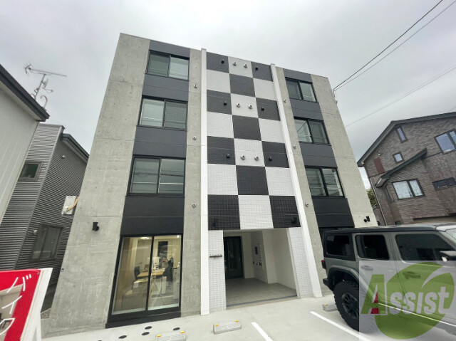 建物外観　札幌市西区発寒３条「Ｌｉｖｉｎｇｗｉｔｈｍｏｔｏ」