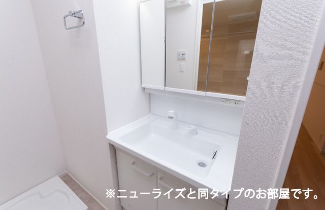 【大牟田市平原町のアパートの洗面設備】