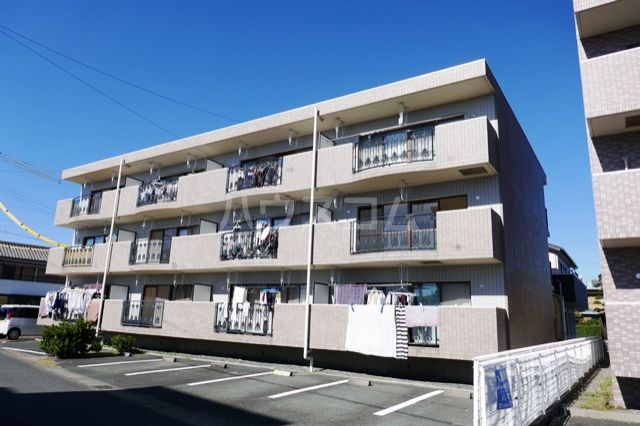 磐田市立野のマンションの建物外観