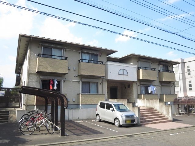 神奈川県横浜市緑区十日市場町（アパート）の賃貸物件の外観