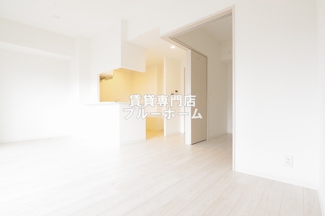 居室・リビング　10帖の広々としたリビング！