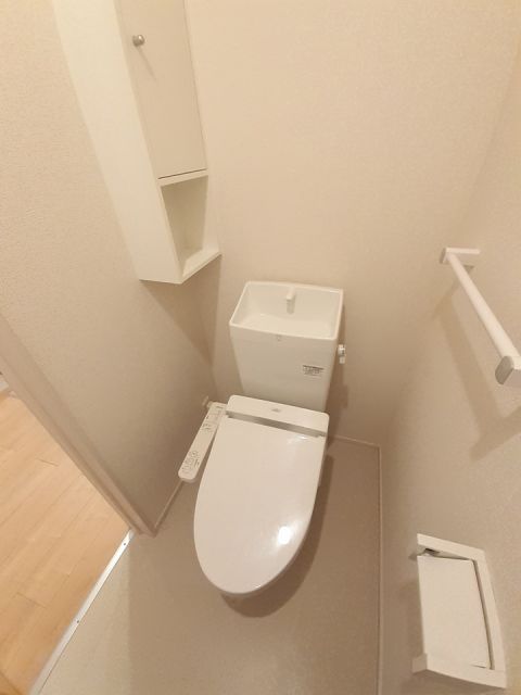 【ル　ベールIIのトイレ】