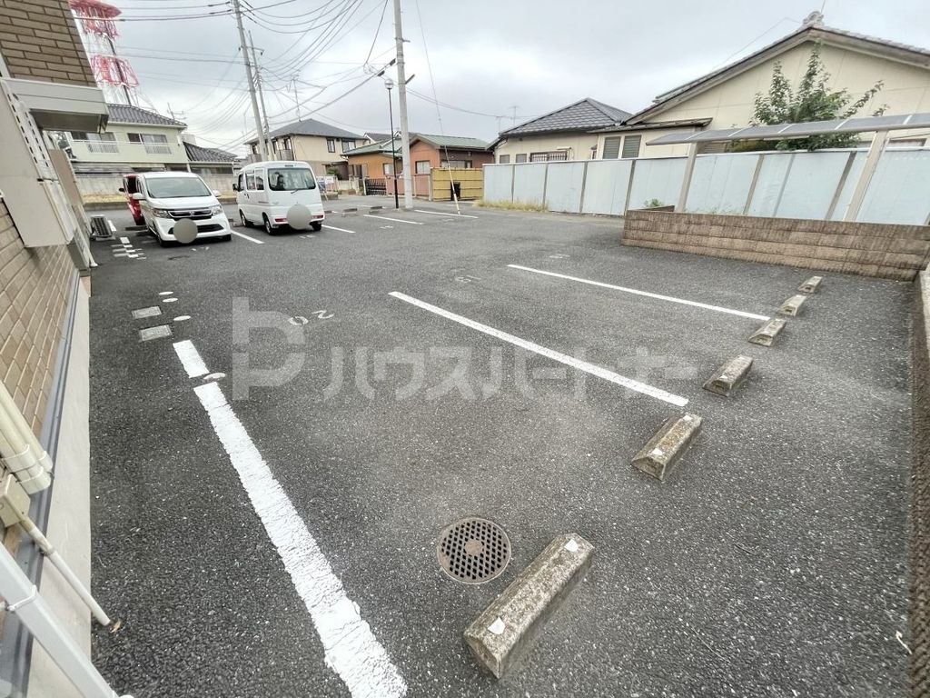 【ウィルビュー　D棟の駐車場】