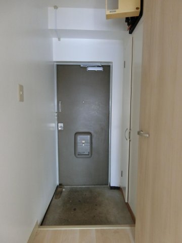 玄関　シンプルで使いやすい玄関です