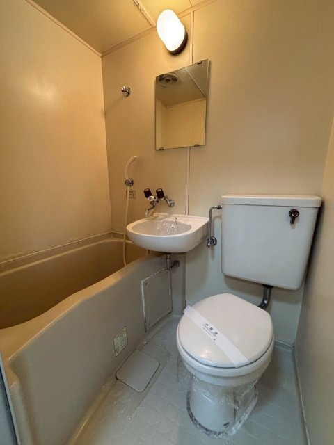 バス・シャワールーム